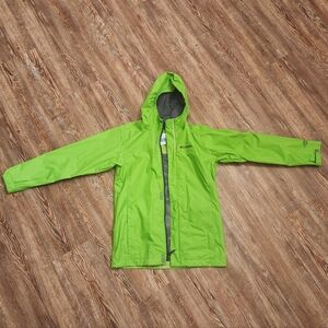 Boys Columbia rain jacket (size medium)